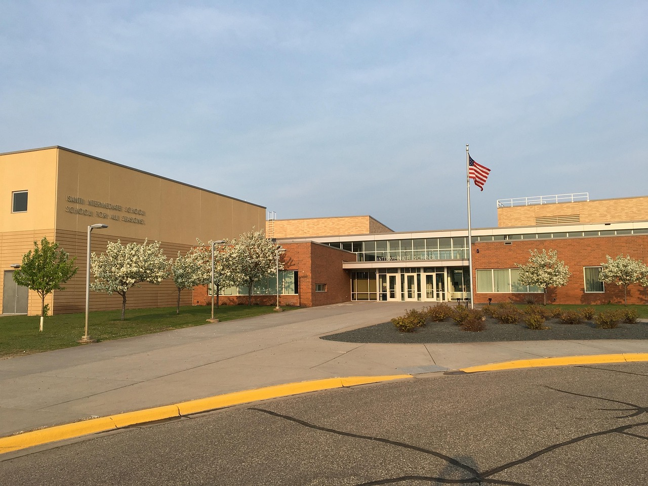 business/industrial transition district isanti